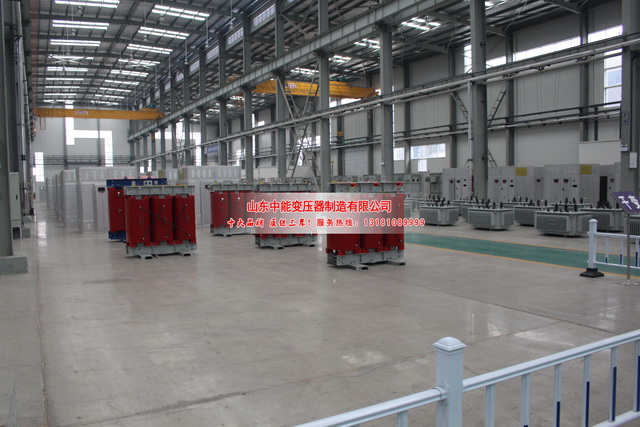 东方2500KVA干式变压器